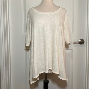 Cream/Ivory slit tee